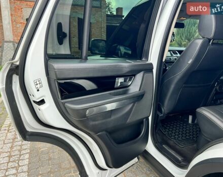 Білий Ленд Ровер Range Rover Sport, об'ємом двигуна 5 л та пробігом 150 тис. км за 14000 $, фото 24 на Automoto.ua
