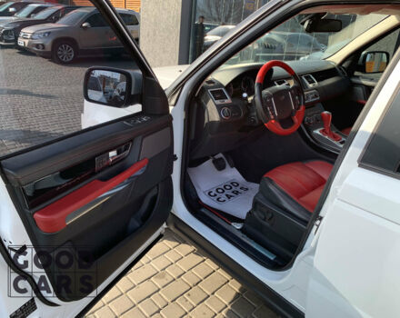Білий Ленд Ровер Range Rover Sport, об'ємом двигуна 3 л та пробігом 121 тис. км за 24999 $, фото 16 на Automoto.ua