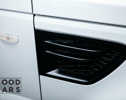 Білий Ленд Ровер Range Rover Sport, об'ємом двигуна 5 л та пробігом 93 тис. км за 24900 $, фото 12 на Automoto.ua