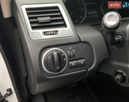 Білий Ленд Ровер Range Rover Sport, об'ємом двигуна 2.99 л та пробігом 99 тис. км за 17800 $, фото 12 на Automoto.ua