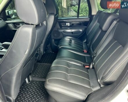 Білий Ленд Ровер Range Rover Sport, об'ємом двигуна 5 л та пробігом 150 тис. км за 14000 $, фото 19 на Automoto.ua