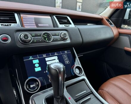 Білий Ленд Ровер Range Rover Sport, об'ємом двигуна 5 л та пробігом 181 тис. км за 12700 $, фото 22 на Automoto.ua