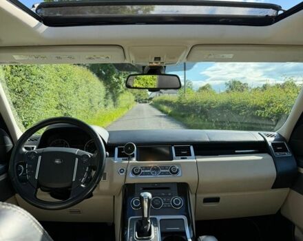 Білий Ленд Ровер Range Rover Sport, об'ємом двигуна 5 л та пробігом 175 тис. км за 15000 $, фото 14 на Automoto.ua