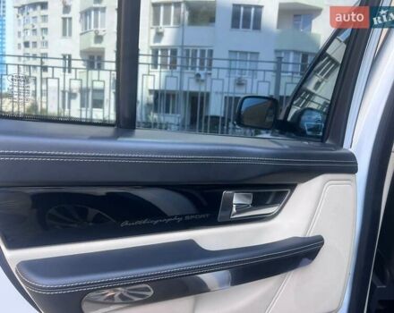Білий Ленд Ровер Range Rover Sport, об'ємом двигуна 5 л та пробігом 120 тис. км за 17200 $, фото 9 на Automoto.ua