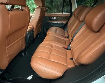 Білий Ленд Ровер Range Rover Sport, об'ємом двигуна 3 л та пробігом 213 тис. км за 15000 $, фото 16 на Automoto.ua