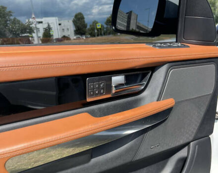 Белый Ленд Ровер Рендж Ровер Спорт, объемом двигателя 5 л и пробегом 170 тыс. км за 13500 $, фото 13 на Automoto.ua