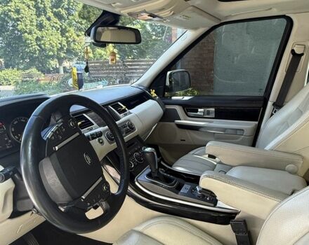 Белый Ленд Ровер Рендж Ровер Спорт, объемом двигателя 5 л и пробегом 195 тыс. км за 25500 $, фото 6 на Automoto.ua
