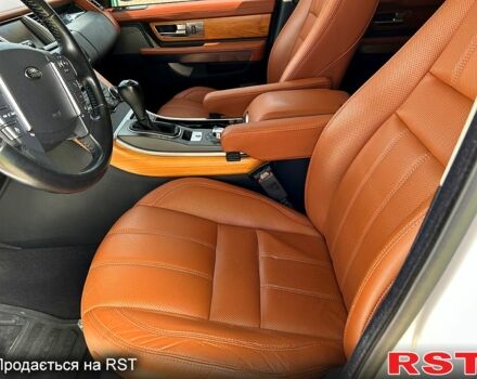 Белый Ленд Ровер Рендж Ровер Спорт, объемом двигателя 3 л и пробегом 167 тыс. км за 18500 $, фото 5 на Automoto.ua