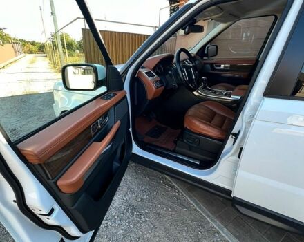 Білий Ленд Ровер Range Rover Sport, об'ємом двигуна 3 л та пробігом 262 тис. км за 18000 $, фото 36 на Automoto.ua