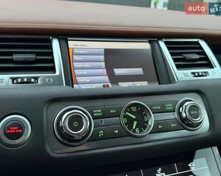 Білий Ленд Ровер Range Rover Sport, об'ємом двигуна 5 л та пробігом 181 тис. км за 12700 $, фото 25 на Automoto.ua