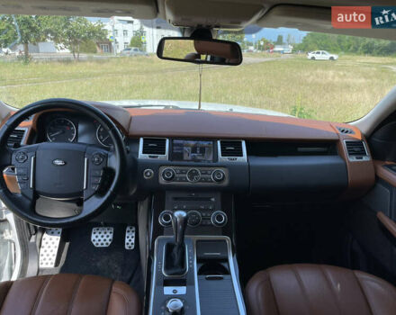 Белый Ленд Ровер Рендж Ровер Спорт, объемом двигателя 5 л и пробегом 170 тыс. км за 13500 $, фото 24 на Automoto.ua
