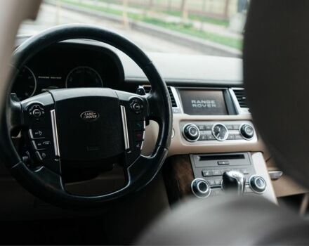 Білий Ленд Ровер Range Rover Sport, об'ємом двигуна 5 л та пробігом 147 тис. км за 15100 $, фото 6 на Automoto.ua