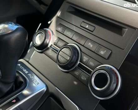 Білий Ленд Ровер Range Rover Sport, об'ємом двигуна 5 л та пробігом 126 тис. км за 21290 $, фото 8 на Automoto.ua