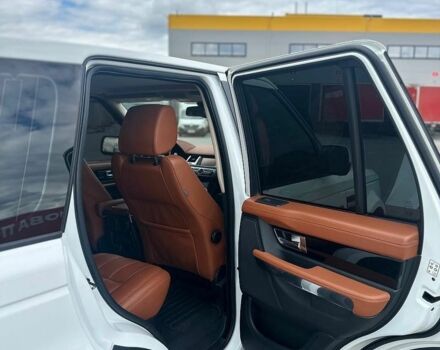 Білий Ленд Ровер Range Rover Sport, об'ємом двигуна 5 л та пробігом 177 тис. км за 16000 $, фото 12 на Automoto.ua
