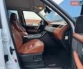 Білий Ленд Ровер Range Rover Sport, об'ємом двигуна 5 л та пробігом 181 тис. км за 12700 $, фото 17 на Automoto.ua