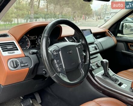 Білий Ленд Ровер Range Rover Sport, об'ємом двигуна 5 л та пробігом 212 тис. км за 12999 $, фото 8 на Automoto.ua