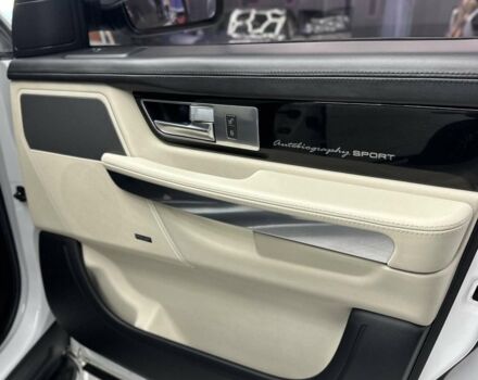 Білий Ленд Ровер Range Rover Sport, об'ємом двигуна 2.99 л та пробігом 208 тис. км за 20500 $, фото 9 на Automoto.ua