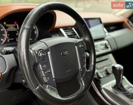 Білий Ленд Ровер Range Rover Sport, об'ємом двигуна 5 л та пробігом 212 тис. км за 12999 $, фото 17 на Automoto.ua