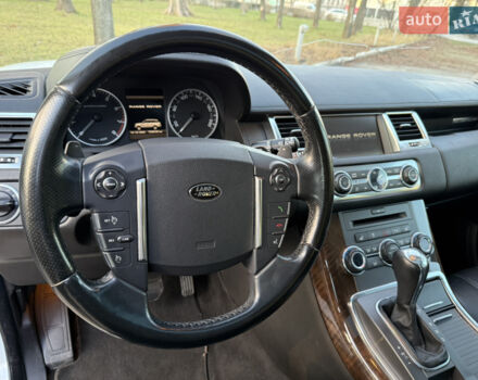 Білий Ленд Ровер Range Rover Sport, об'ємом двигуна 5 л та пробігом 156 тис. км за 14000 $, фото 12 на Automoto.ua