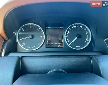 Білий Ленд Ровер Range Rover Sport, об'ємом двигуна 3 л та пробігом 262 тис. км за 18000 $, фото 11 на Automoto.ua