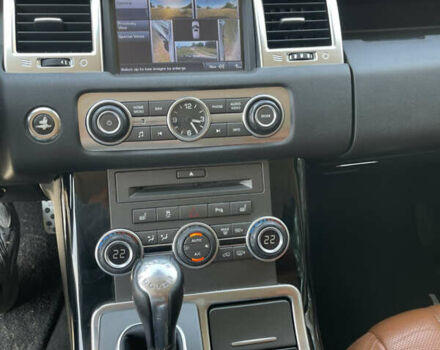 Белый Ленд Ровер Рендж Ровер Спорт, объемом двигателя 5 л и пробегом 170 тыс. км за 13500 $, фото 17 на Automoto.ua