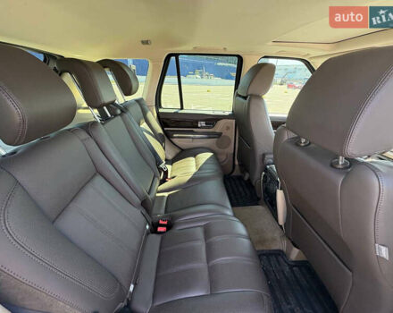 Білий Ленд Ровер Range Rover Sport, об'ємом двигуна 2.99 л та пробігом 170 тис. км за 17000 $, фото 6 на Automoto.ua
