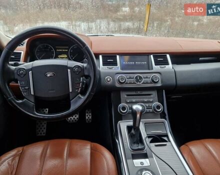Белый Ленд Ровер Рендж Ровер Спорт, объемом двигателя 5 л и пробегом 170 тыс. км за 13333 $, фото 6 на Automoto.ua