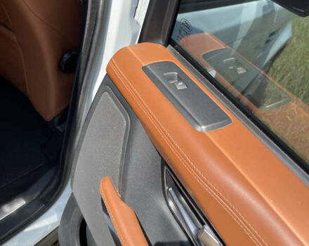 Белый Ленд Ровер Рендж Ровер Спорт, объемом двигателя 5 л и пробегом 170 тыс. км за 13500 $, фото 27 на Automoto.ua