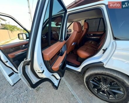 Білий Ленд Ровер Range Rover Sport, об'ємом двигуна 3 л та пробігом 262 тис. км за 18000 $, фото 32 на Automoto.ua