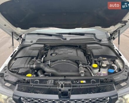 Білий Ленд Ровер Range Rover Sport, об'ємом двигуна 3 л та пробігом 219 тис. км за 19000 $, фото 10 на Automoto.ua