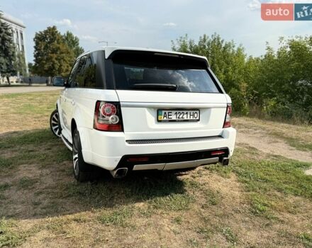 Білий Ленд Ровер Range Rover Sport, об'ємом двигуна 5 л та пробігом 227 тис. км за 12350 $, фото 19 на Automoto.ua