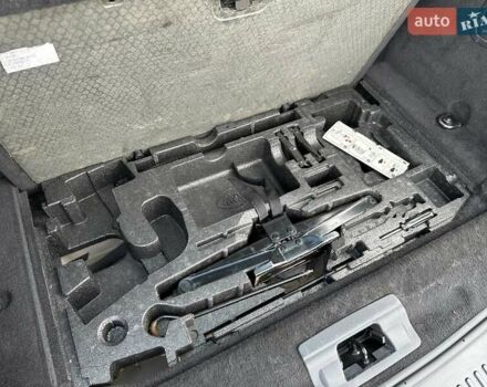 Білий Ленд Ровер Range Rover Sport, об'ємом двигуна 5 л та пробігом 331 тис. км за 12500 $, фото 33 на Automoto.ua