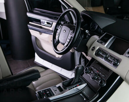 Білий Ленд Ровер Range Rover Sport, об'ємом двигуна 3 л та пробігом 92 тис. км за 39900 $, фото 41 на Automoto.ua
