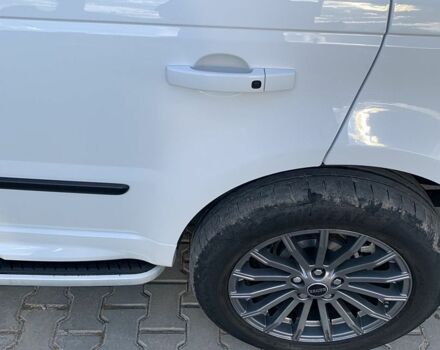 Білий Ленд Ровер Range Rover Sport, об'ємом двигуна 3 л та пробігом 135 тис. км за 23700 $, фото 21 на Automoto.ua
