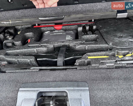 Білий Ленд Ровер Range Rover Sport, об'ємом двигуна 3 л та пробігом 268 тис. км за 16999 $, фото 21 на Automoto.ua