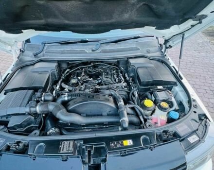 Білий Ленд Ровер Range Rover Sport, об'ємом двигуна 0 л та пробігом 180 тис. км за 4612 $, фото 4 на Automoto.ua