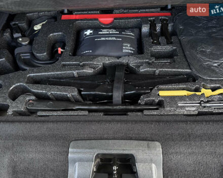 Білий Ленд Ровер Range Rover Sport, об'ємом двигуна 3 л та пробігом 268 тис. км за 17500 $, фото 17 на Automoto.ua