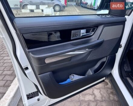 Белый Ленд Ровер Рендж Ровер Спорт, объемом двигателя 2.99 л и пробегом 268 тыс. км за 16999 $, фото 33 на Automoto.ua