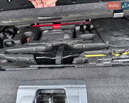 Белый Ленд Ровер Рендж Ровер Спорт, объемом двигателя 2.99 л и пробегом 268 тыс. км за 16999 $, фото 24 на Automoto.ua