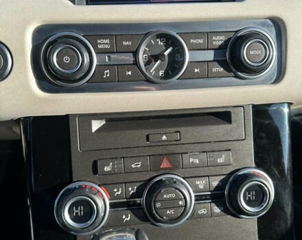 Білий Ленд Ровер Range Rover Sport, об'ємом двигуна 5 л та пробігом 132 тис. км за 18500 $, фото 67 на Automoto.ua