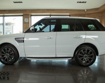 Білий Ленд Ровер Range Rover Sport, об'ємом двигуна 3 л та пробігом 89 тис. км за 41000 $, фото 2 на Automoto.ua