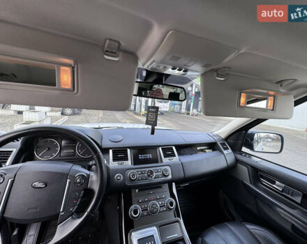Білий Ленд Ровер Range Rover Sport, об'ємом двигуна 3 л та пробігом 268 тис. км за 16999 $, фото 37 на Automoto.ua