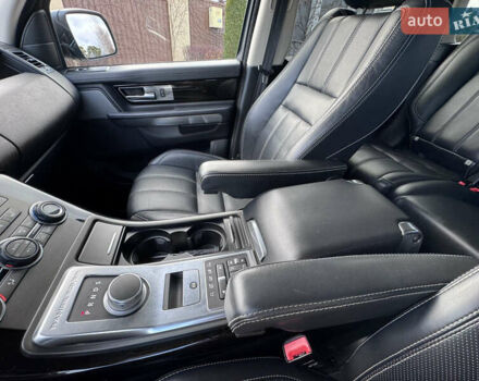 Білий Ленд Ровер Range Rover Sport, об'ємом двигуна 3 л та пробігом 268 тис. км за 18500 $, фото 35 на Automoto.ua