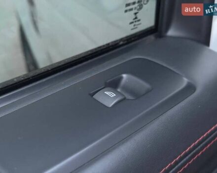 Білий Ленд Ровер Range Rover Sport, об'ємом двигуна 2.99 л та пробігом 120 тис. км за 19000 $, фото 28 на Automoto.ua