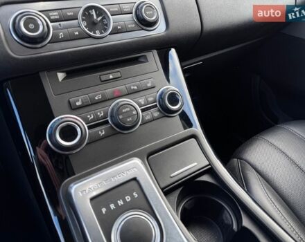 Білий Ленд Ровер Range Rover Sport, об'ємом двигуна 3 л та пробігом 271 тис. км за 16999 $, фото 25 на Automoto.ua