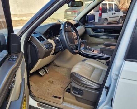 Белый Ленд Ровер Рендж Ровер Спорт, объемом двигателя 2.99 л и пробегом 124 тыс. км за 18900 $, фото 13 на Automoto.ua