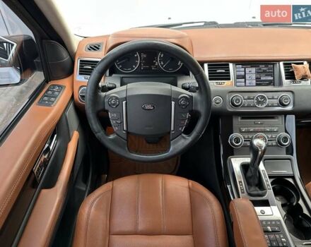 Білий Ленд Ровер Range Rover Sport, об'ємом двигуна 5 л та пробігом 331 тис. км за 12500 $, фото 22 на Automoto.ua