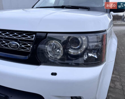 Білий Ленд Ровер Range Rover Sport, об'ємом двигуна 3 л та пробігом 268 тис. км за 16999 $, фото 16 на Automoto.ua