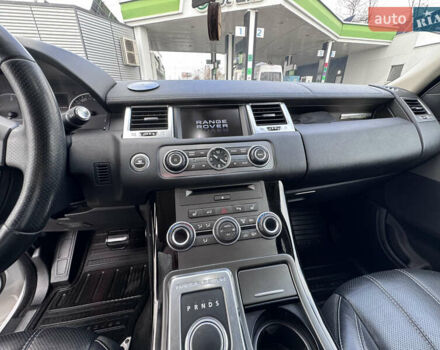 Білий Ленд Ровер Range Rover Sport, об'ємом двигуна 3 л та пробігом 268 тис. км за 16999 $, фото 33 на Automoto.ua