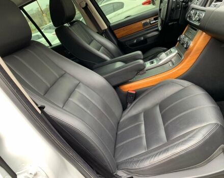 Білий Ленд Ровер Range Rover Sport, об'ємом двигуна 3 л та пробігом 97 тис. км за 29999 $, фото 17 на Automoto.ua